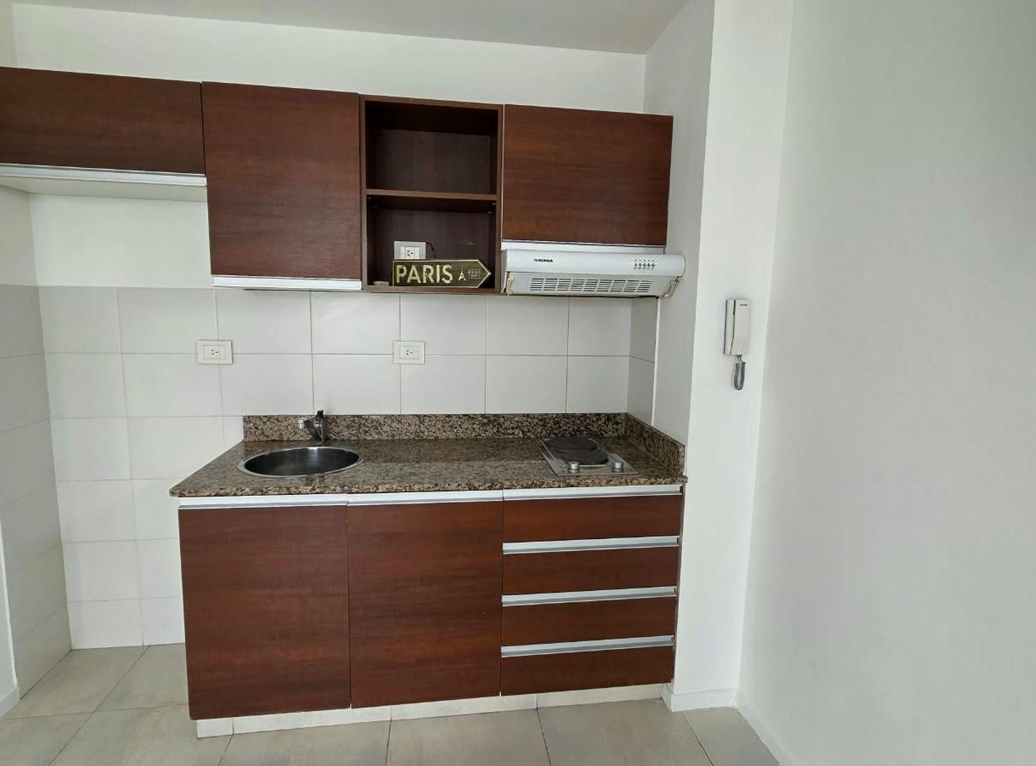 Foto de Alquiler hermoso monoambiente con balcón, imagen 2