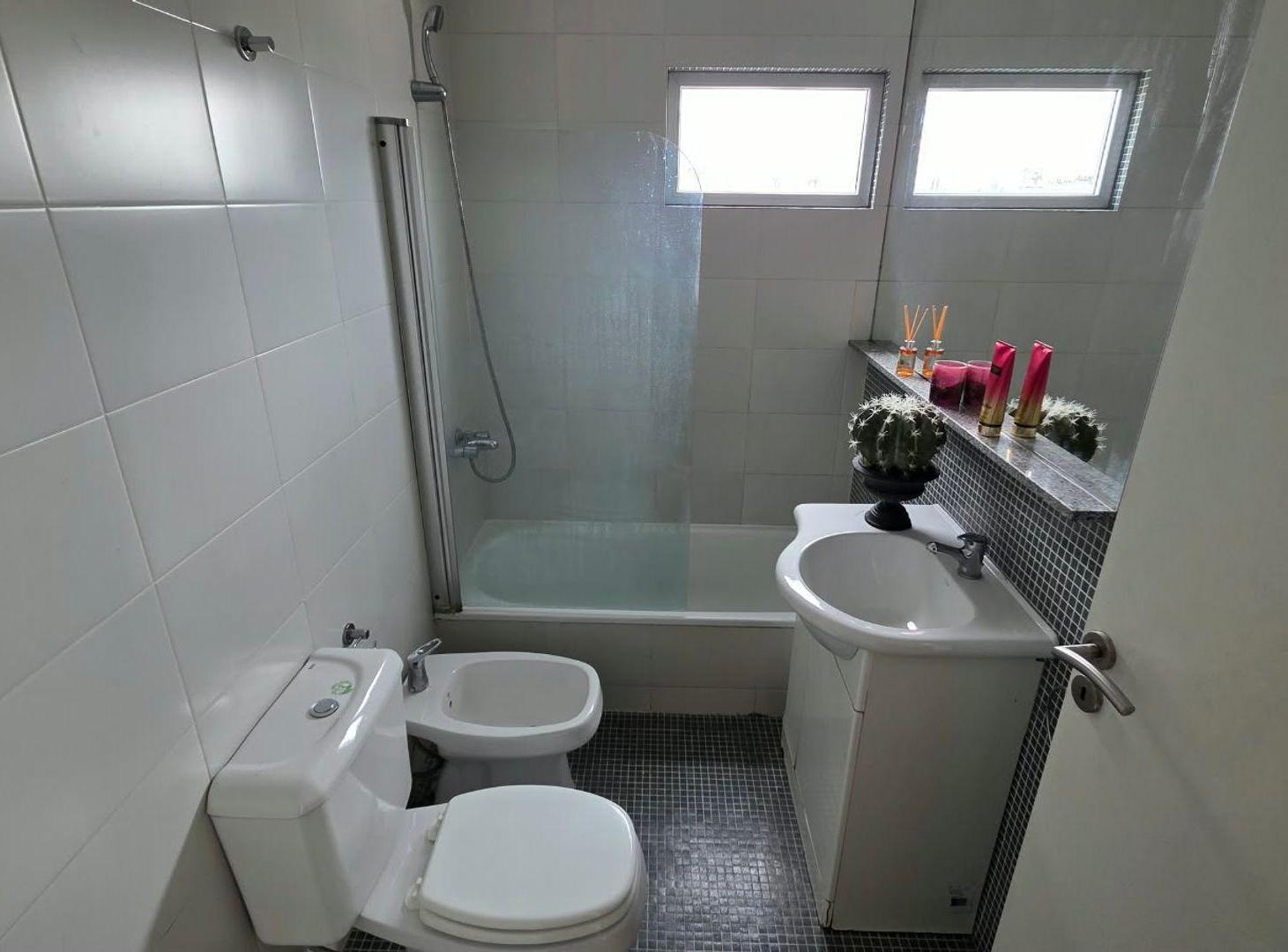 Foto de Alquiler hermoso monoambiente con balcón, imagen 4