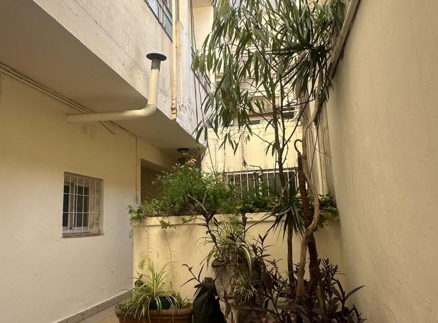 Foto de VENTA DE DPTO EN PAQRUE PATRICIOS A REFACCIONAR, imagen 5