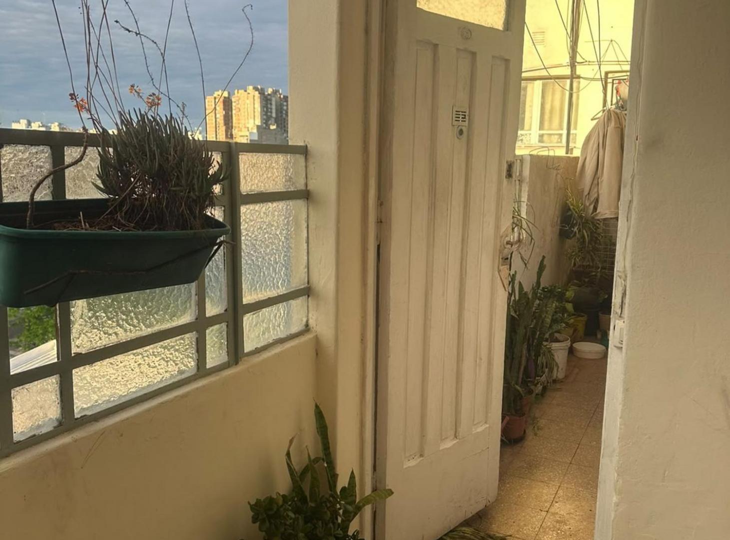 Foto de VENTA DE DPTO EN PAQRUE PATRICIOS A REFACCIONAR, imagen 4