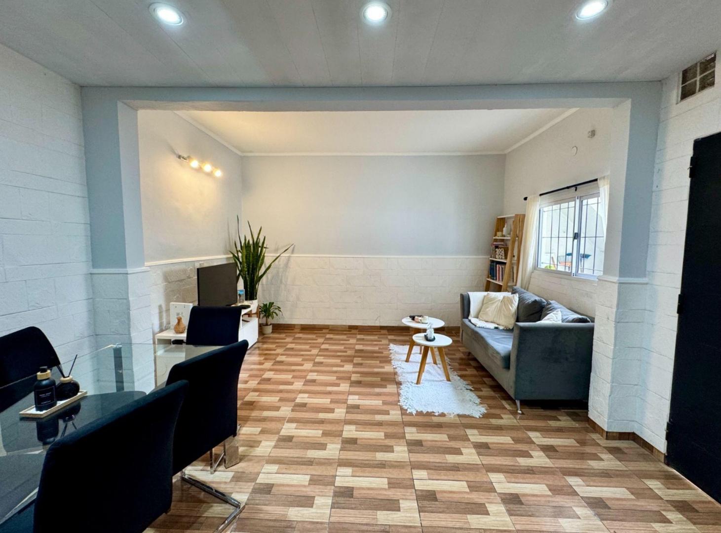 Foto de VENTA Casa Lote Propio - Mataderos, imagen 3