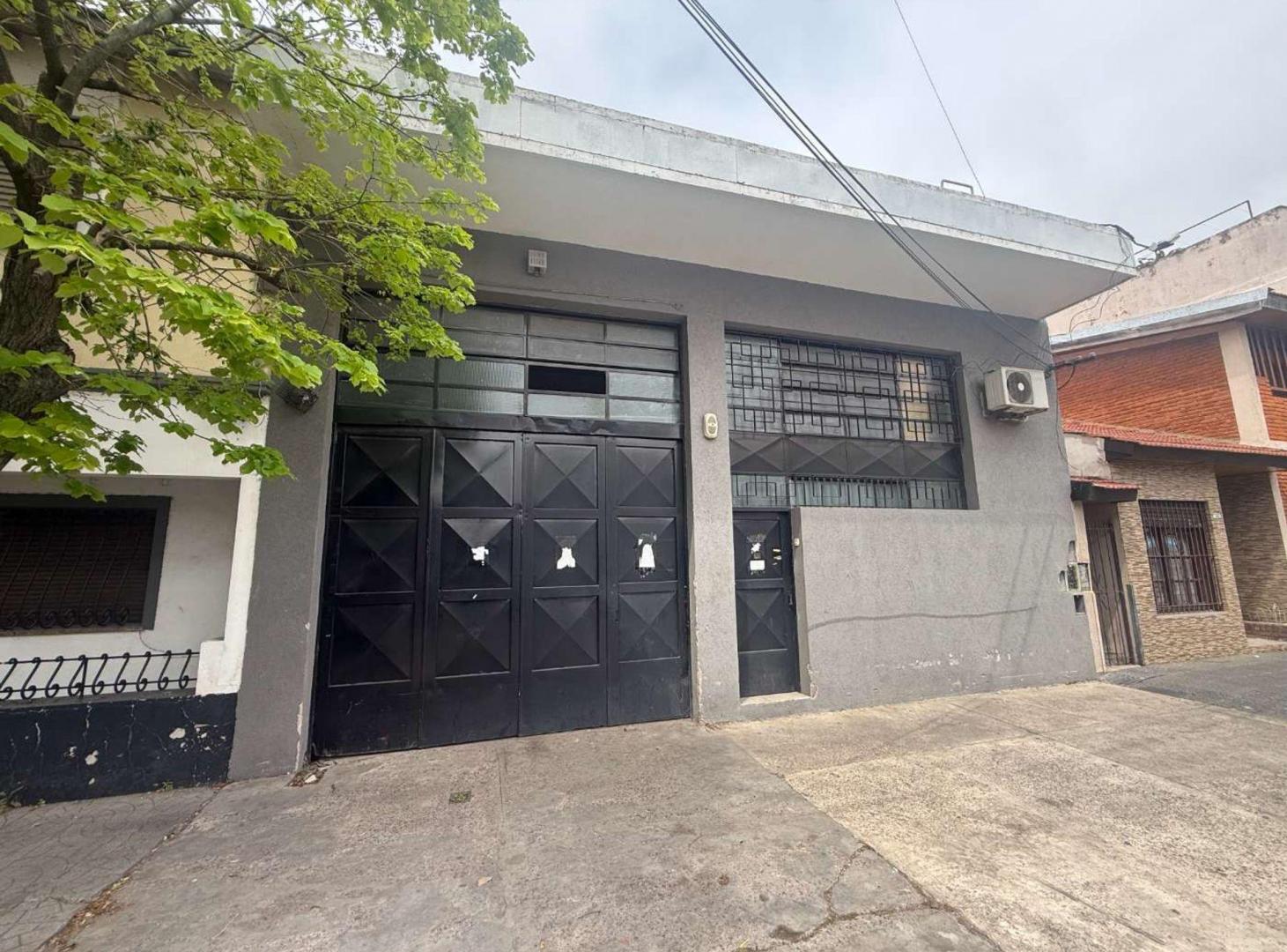 Foto de GALPÓN/DEPÓSITO ALQUILER – CNEL MOLINEDO - LANUS, imagen 1