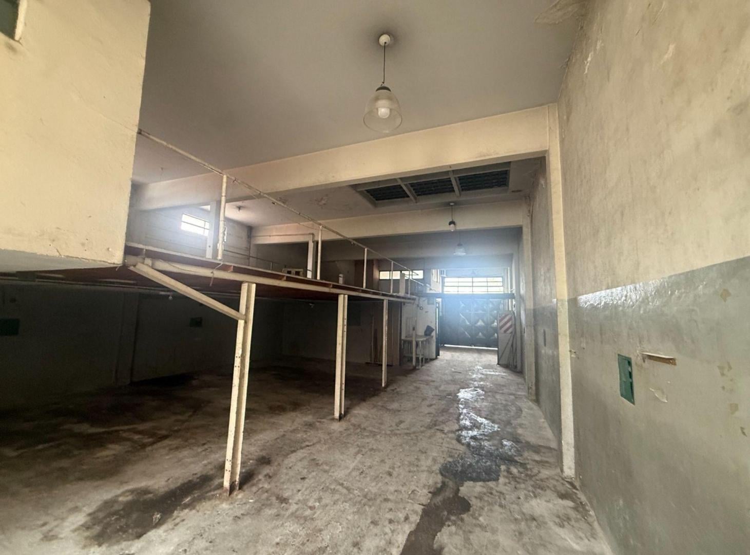 Foto de GALPÓN/DEPÓSITO ALQUILER – CNEL MOLINEDO - LANUS, imagen 4