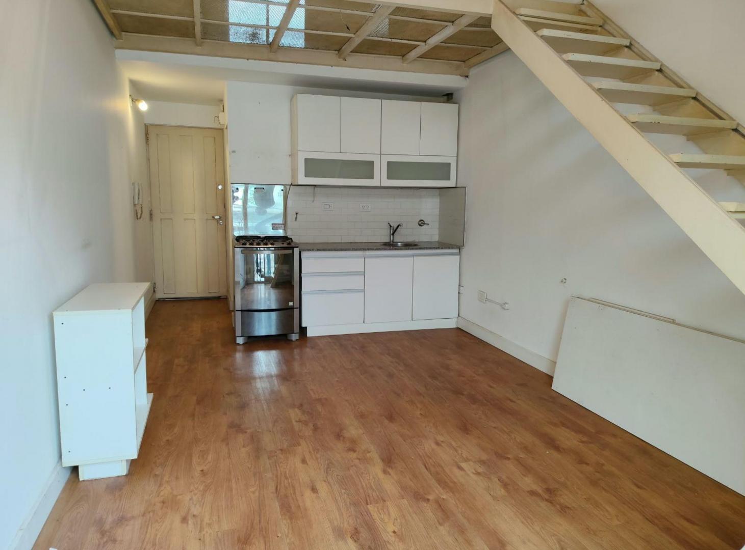 Foto de VENTA PH 2 AMBIENTES DUPLEX CON BALCON EN NUÑEZ, imagen 1