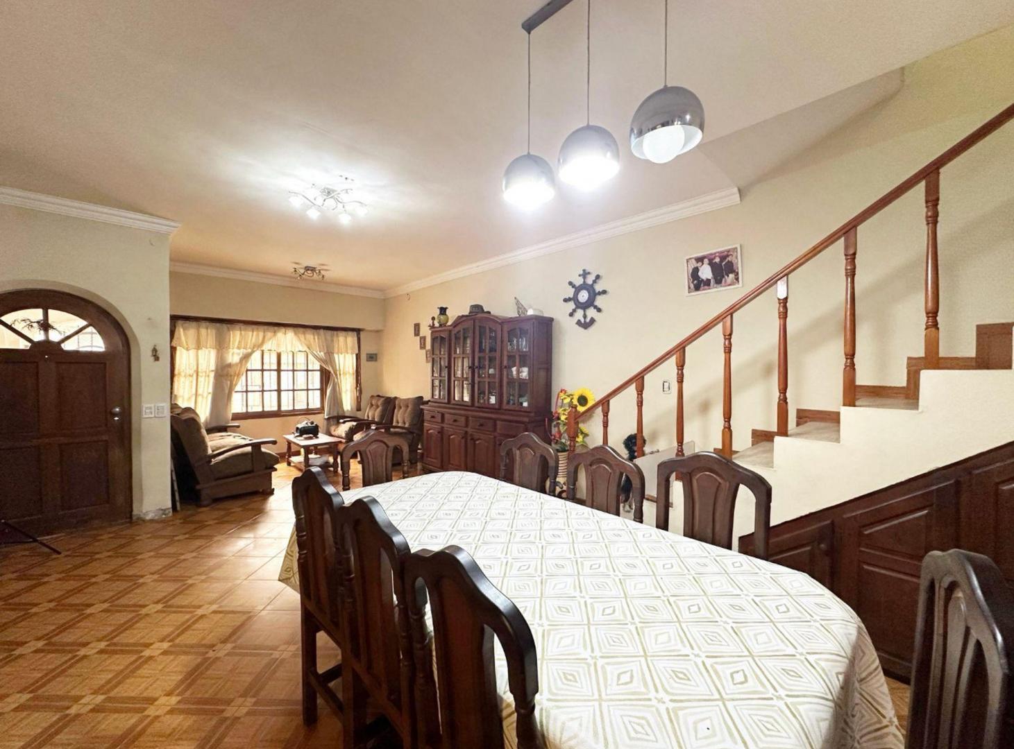 Foto de VENTA PH TIPO CASA EN VILLA CELINA, imagen 5