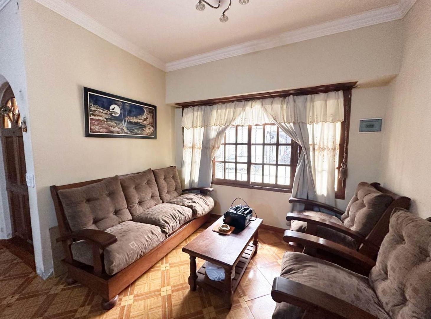 Foto de VENTA PH TIPO CASA EN VILLA CELINA, imagen 1