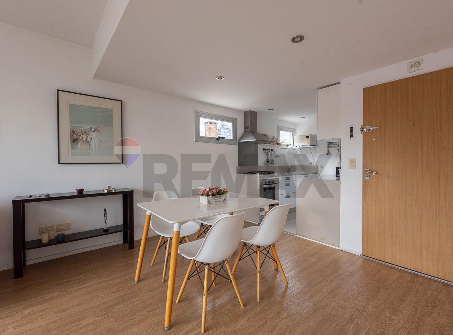 Foto de VENTA DEPARTAMENTO 2 AMB BELGRANO COCHERA BALCON, imagen 4