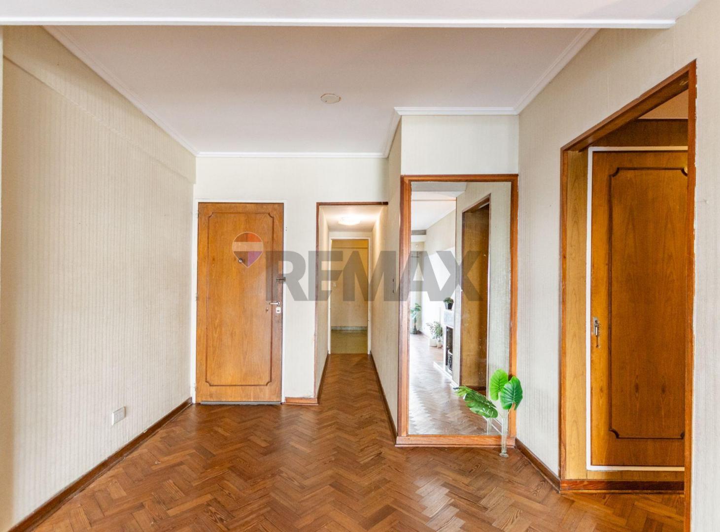 Foto de VENTA DEPTO 5 AMBIENTES , MUY AMPLIOS EN CABALLITO, imagen 5