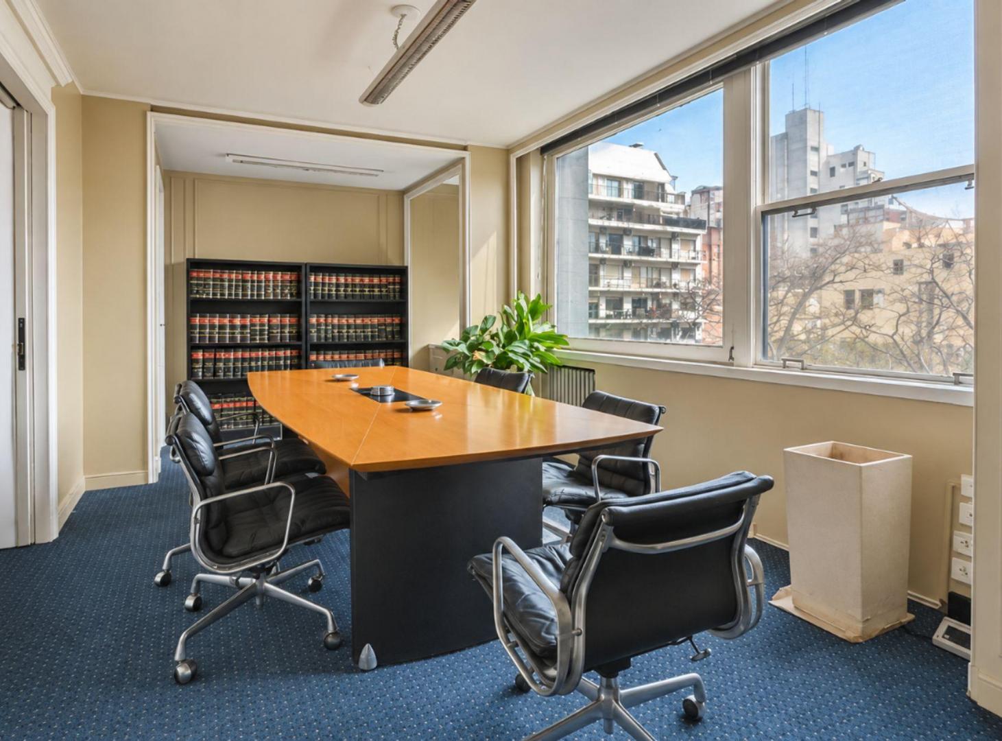 Foto de OFICINA EN VENTA RIVADAVIA Y ESMERALDA 9 AMB 170M2, imagen 3