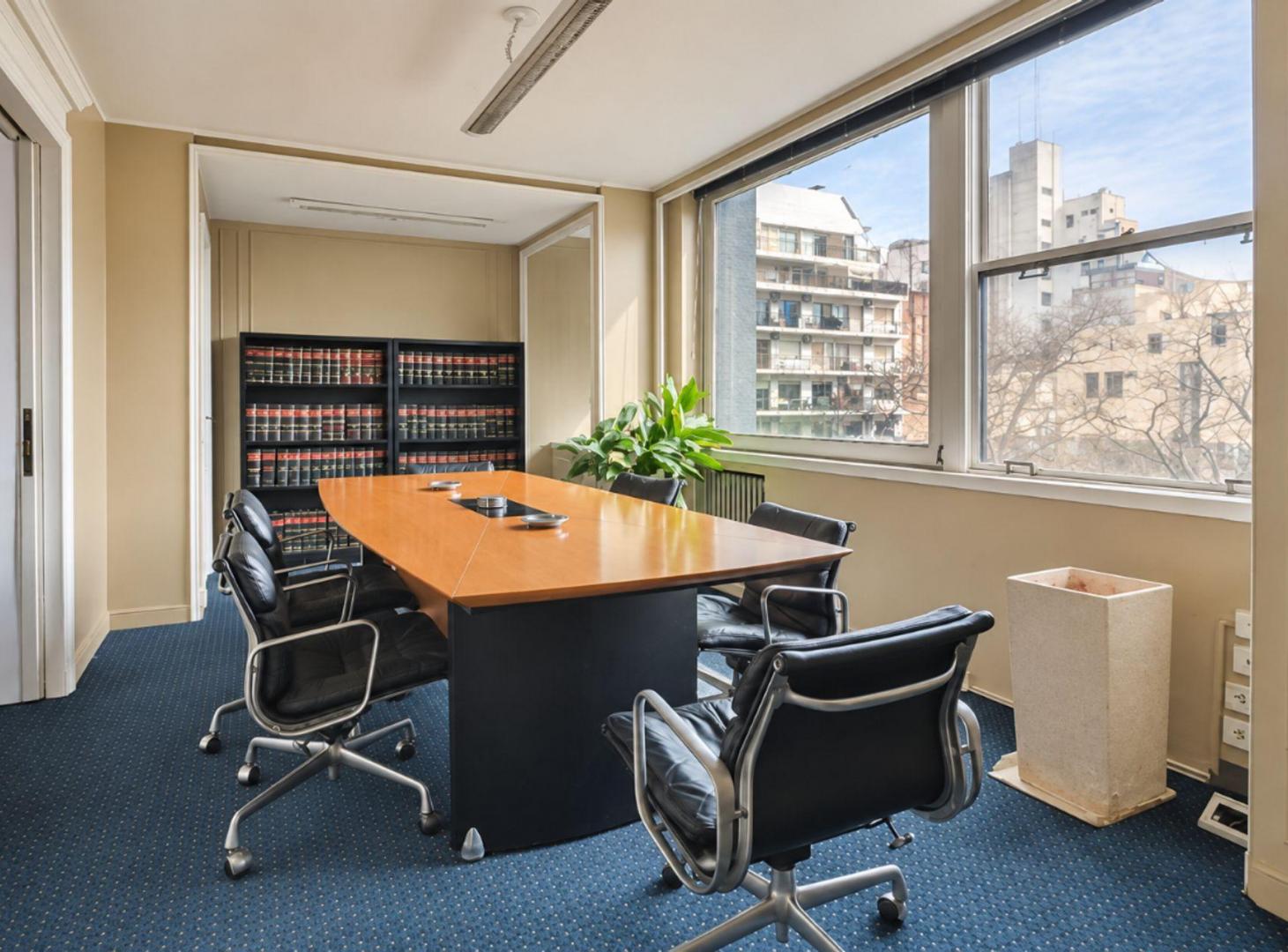 Foto de OFICINA EN VENTA RIVADAVIA Y ESMERALDA 9 AMB 170M2, imagen 2