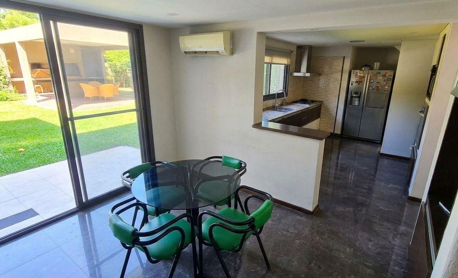 Foto de VENTA CASA PILETA JARDIN COCH, SAN ISIDRO LABRADOR, imagen 5