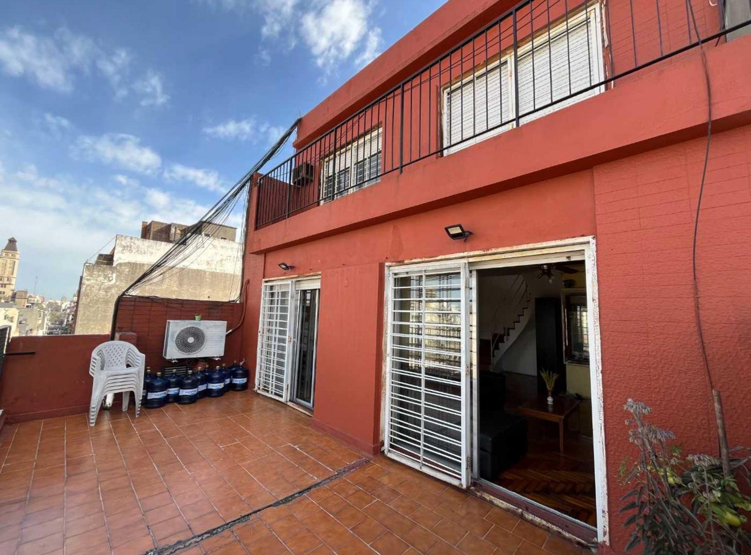Foto de VENTA DPTO DUPLEX 4 AMB, BALCON TERRAZA+ COCHERA, imagen 3
