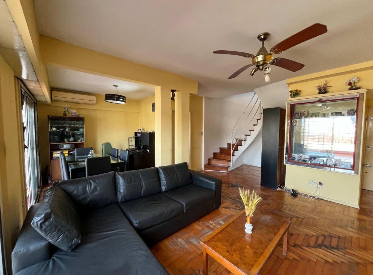 Foto de VENTA DPTO DUPLEX 4 AMB, BALCON TERRAZA+ COCHERA, imagen 1