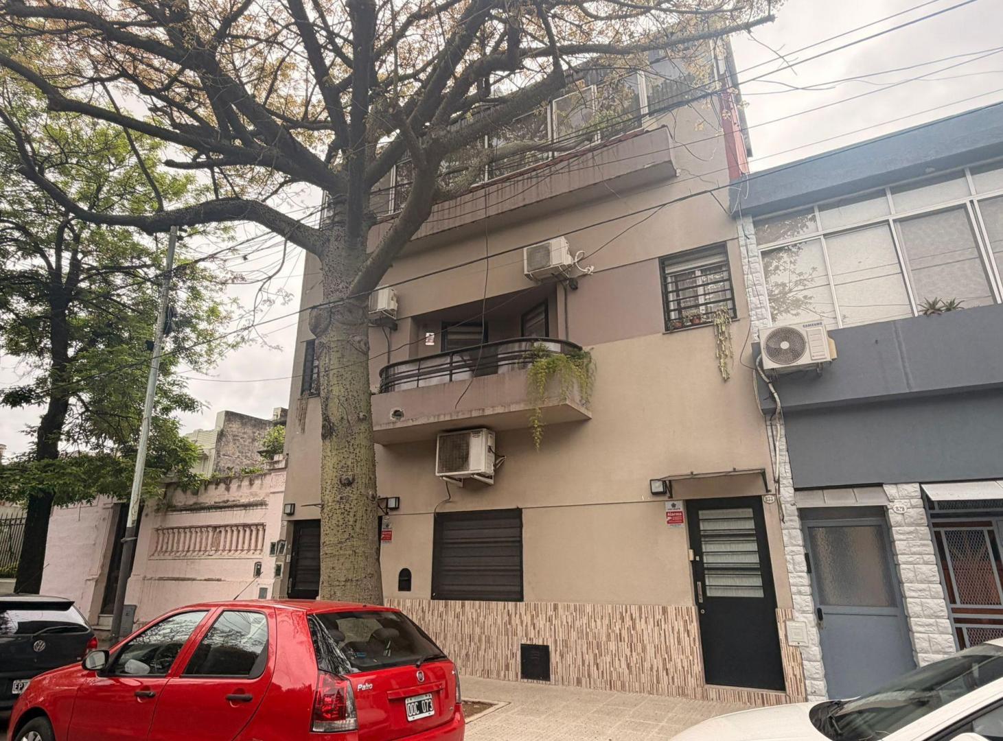 Foto de PH 3 amb, quincho y terraza en VENTA en CABALLITO, imagen 2