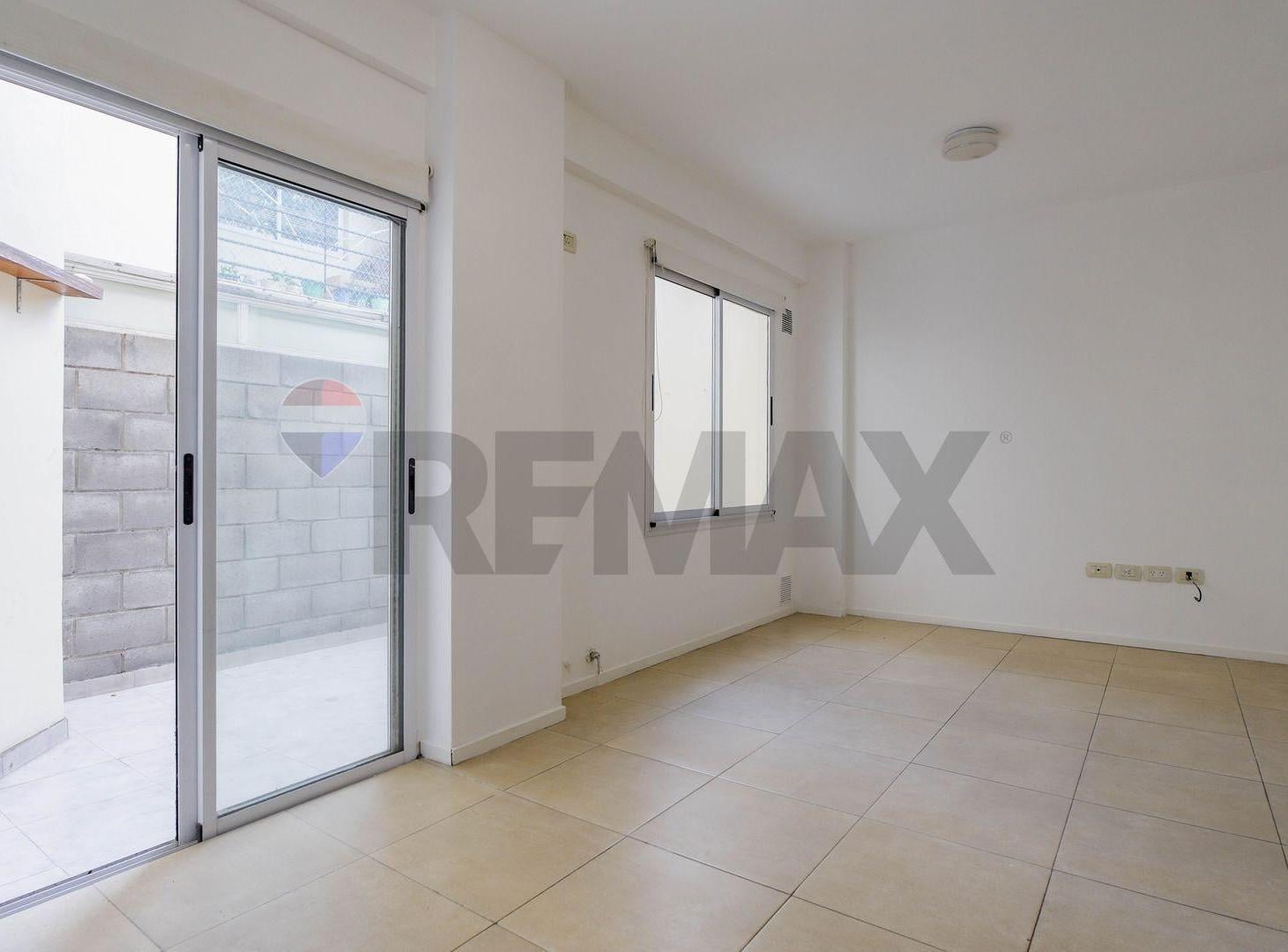 Foto de VENTA DEPTO 2 AMB COCHERA APTO CREDITO VILLA LURO, imagen 2