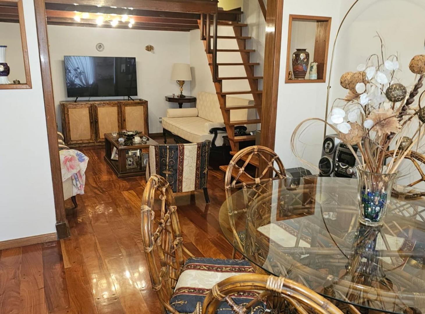 Foto de VENTA CASA 4 AMB LUM PATIO TERR -PARQUE CHACABUCO, imagen 4