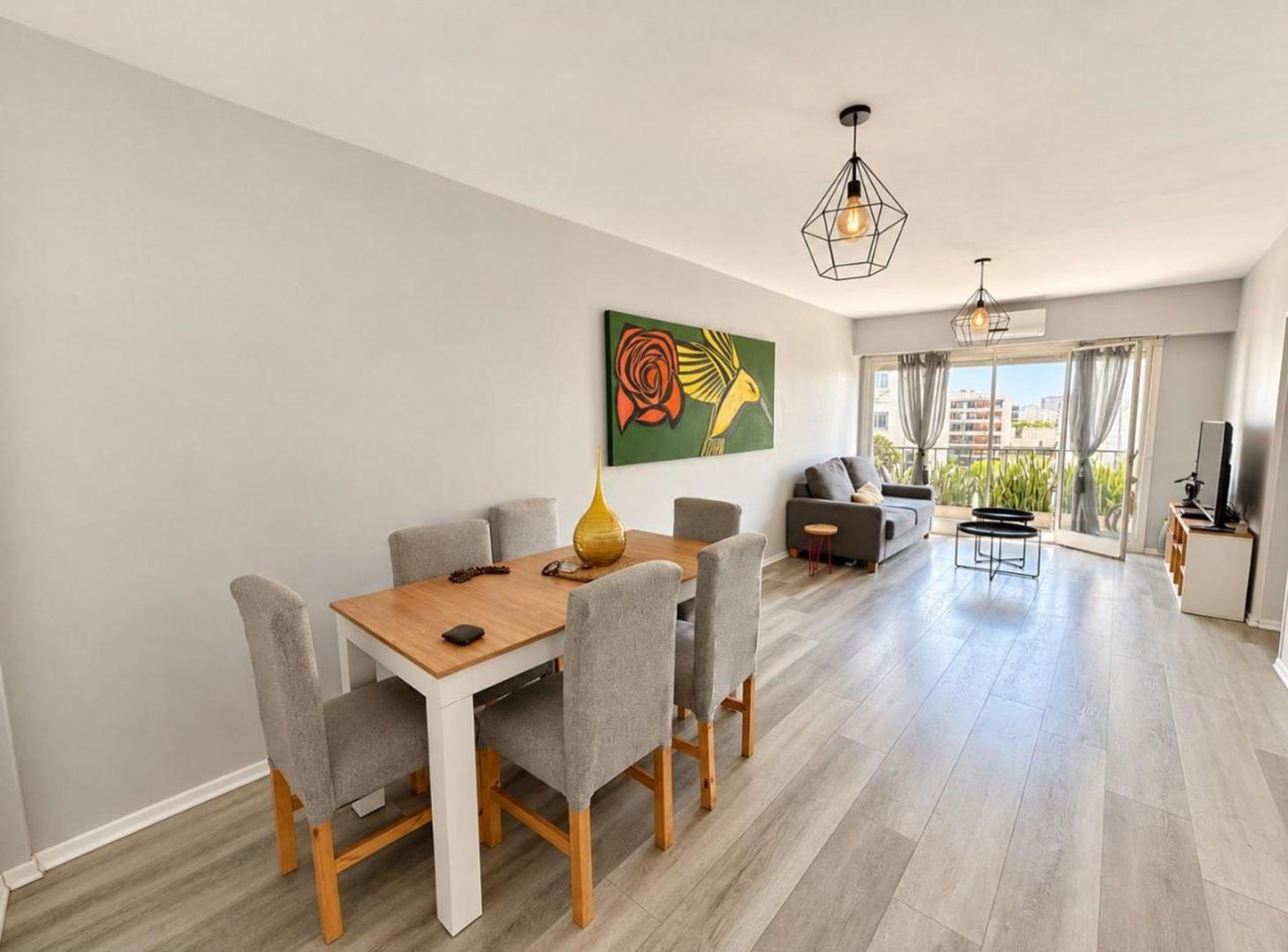 Foto de VENTA DPTO 4 AMB CON BALCON PISO ALTO, imagen 3