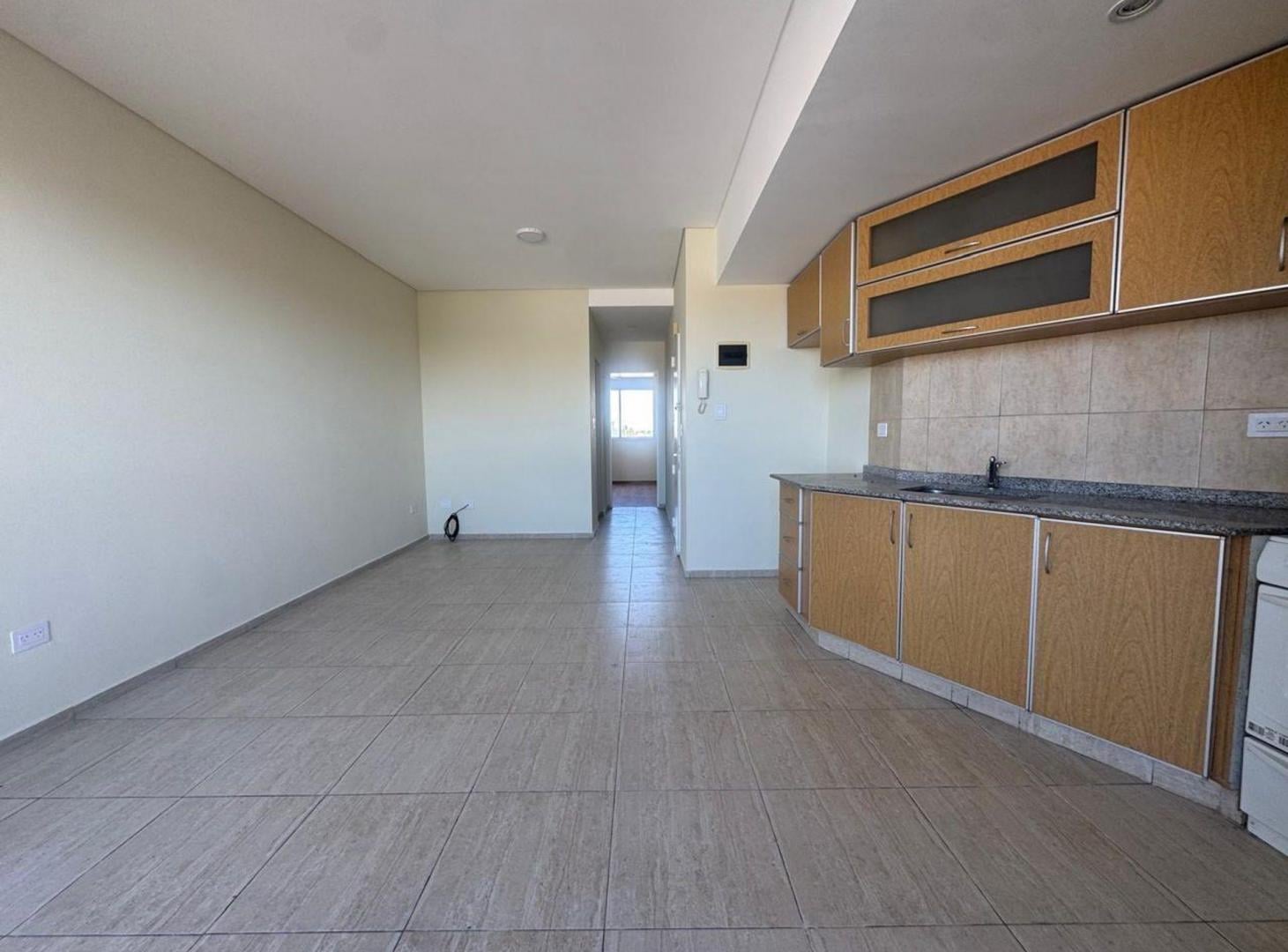 Foto de ALQUILER DPTO 2 AMBIENTES CON BALCÓN – LANUS OESTE, imagen 1