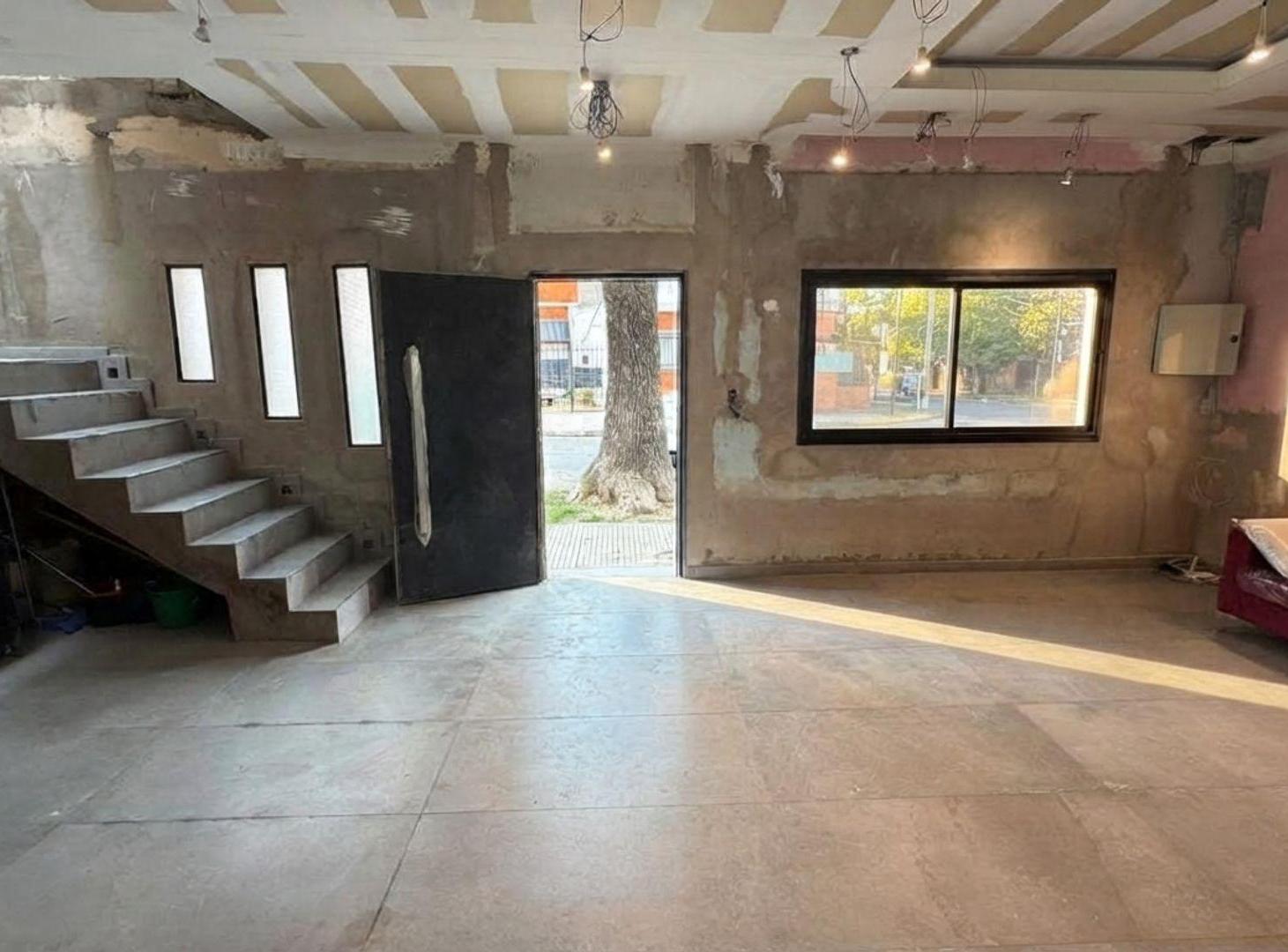 Foto de CASA EN VENTA LOTE PROPIO 5 AMBIENTES, imagen 3