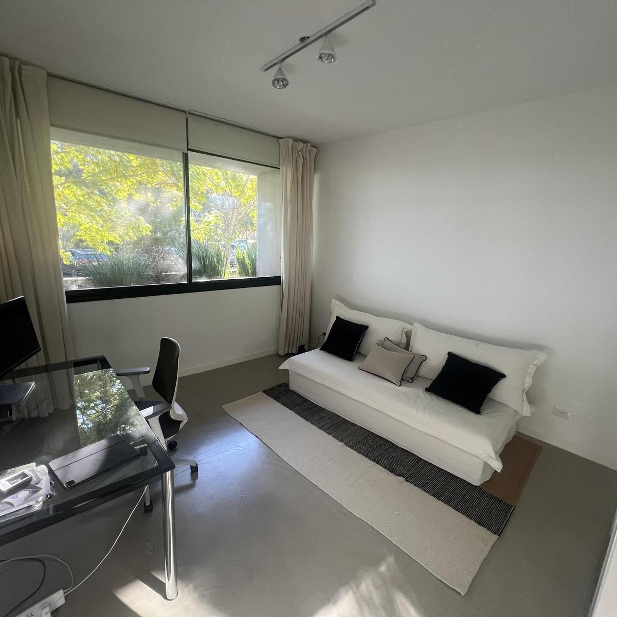 Foto de Depto. en Venta 3 amb. PB con jardín en Marinas del Yacht, Nordelta, imagen 2