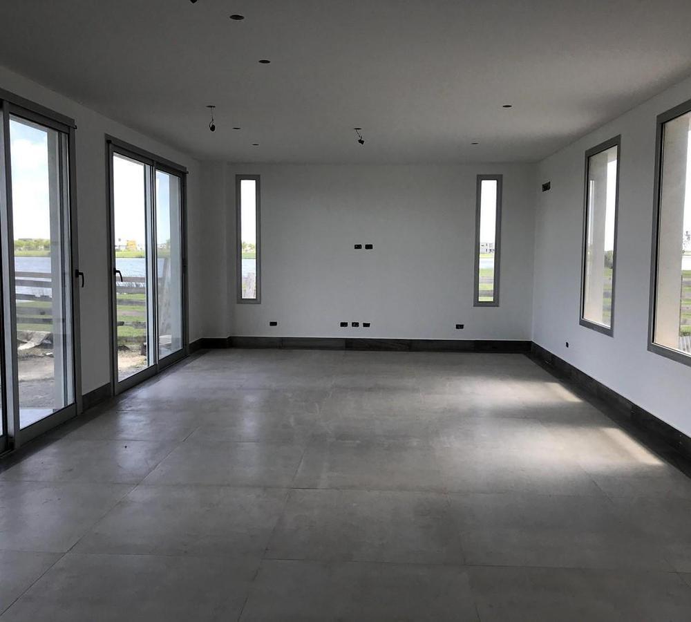 Venta Casa 3 dorm. al agua en Muelles, Puertos, Escobar