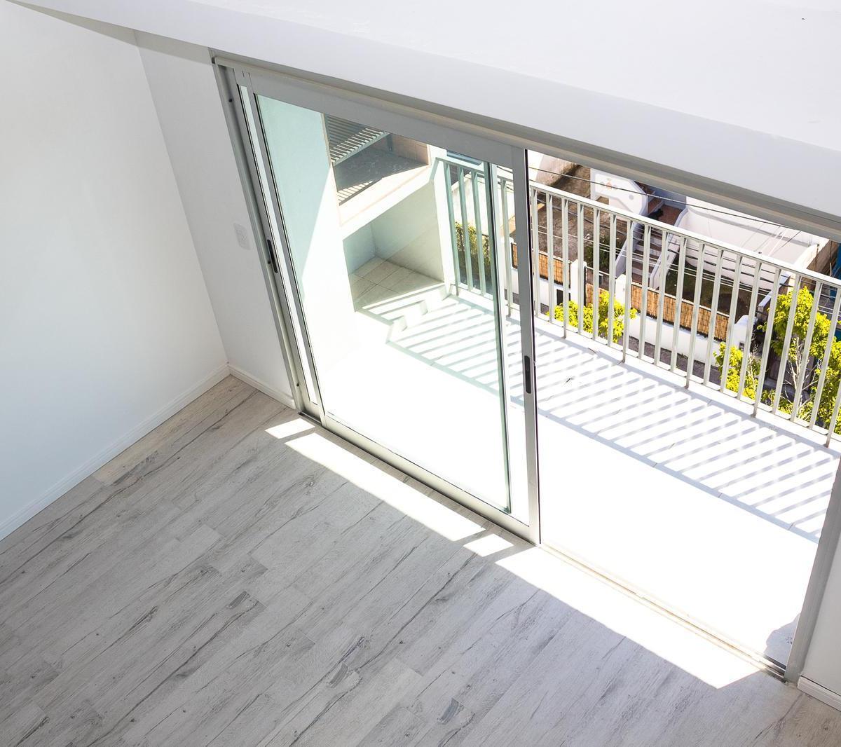 Venta Depto. 3 Amb. en Duplex de Gran Categoría en Tigre 3