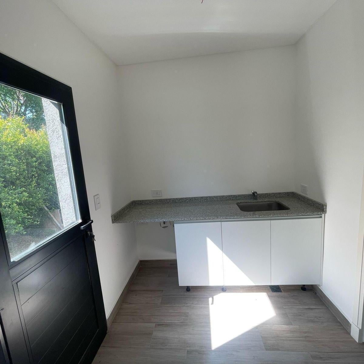 Foto de Casa en Venta con 4 dormitorios a la Laguna en el barrio San Matias, imagen 5