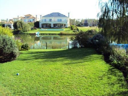 Casa en Venta 5 dorm. 1 dorm en PB en La Isla, Nordelta, Tigre