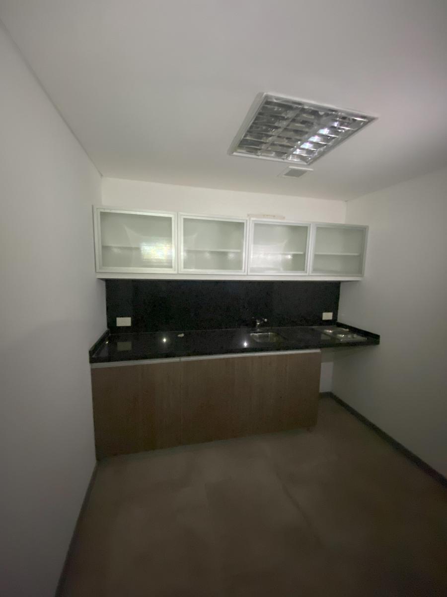 Edificio Comercial en MICROCENTRO - 5 PISOS - VENTA COMPLETO O POR PISO