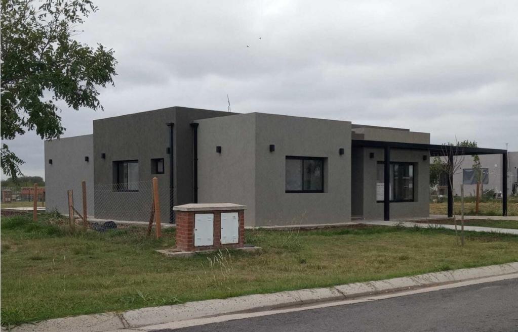 Venta Casa 4 ambientes en San Sebastián