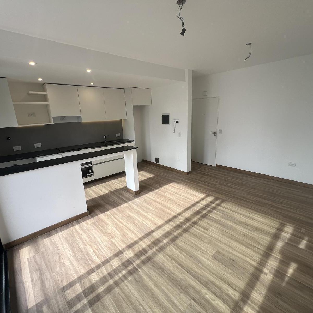 Venta Departamento 3 Ambientes Tigre con Cochera y Pileta Amenities Rp 4