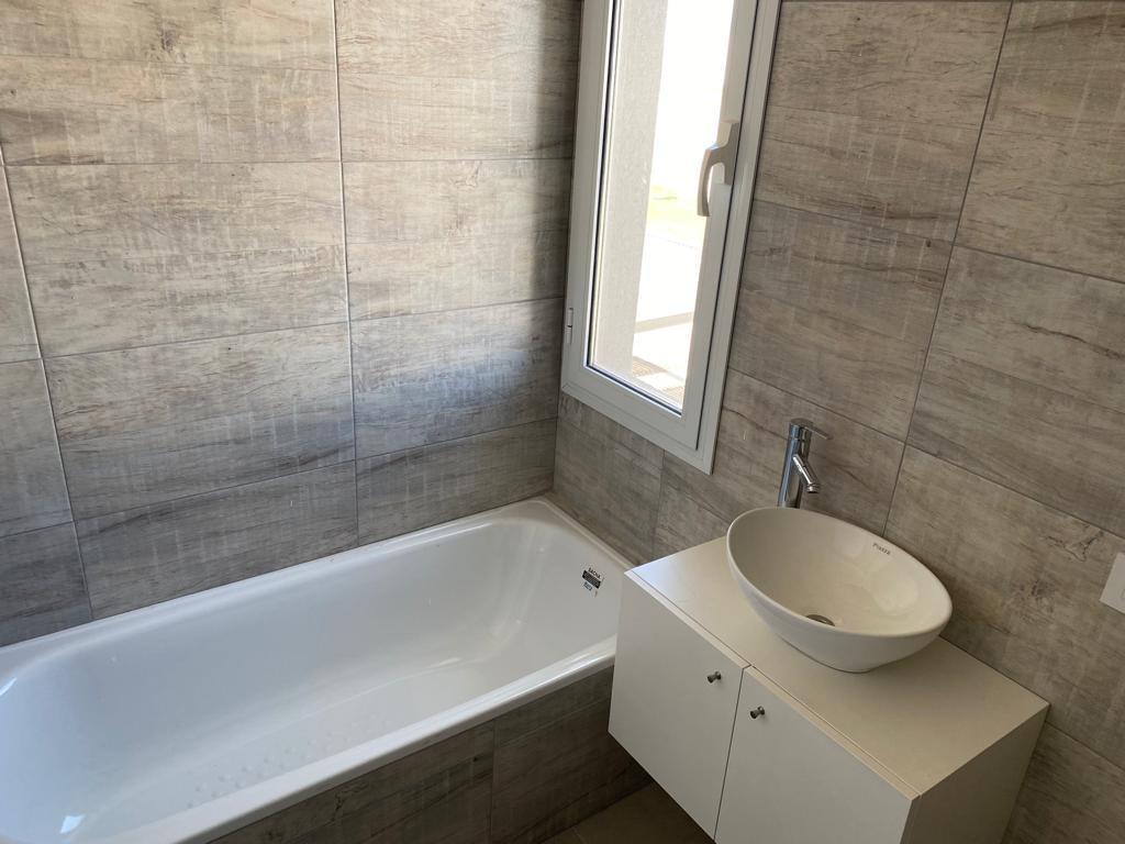 Foto de Casa en Venta 4 ambientes con Jardín en Decs Tortugas, imagen 3