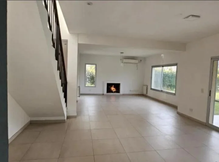 Venta o Alquiler Casa en Santa Catalina Barrio Nautico 3