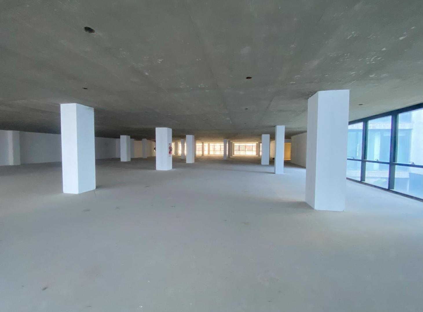 Edificio Comercial en Microcentro