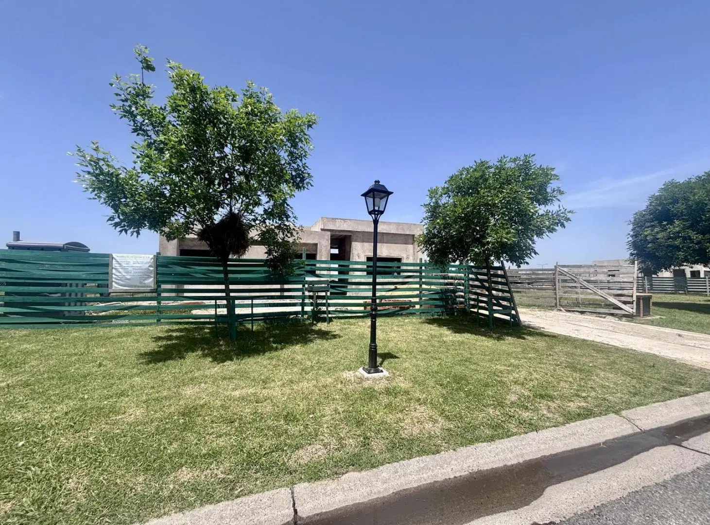 VENTA CASA SAN SEBASTIAN AREA 9 - 4 AMBIENTES 1