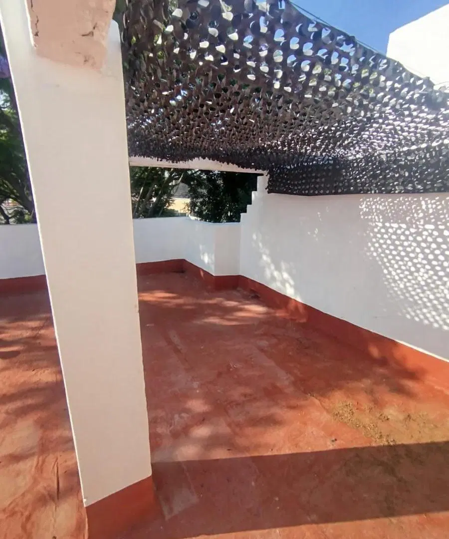 Casa de 7 ambientes en Villa del parque 4