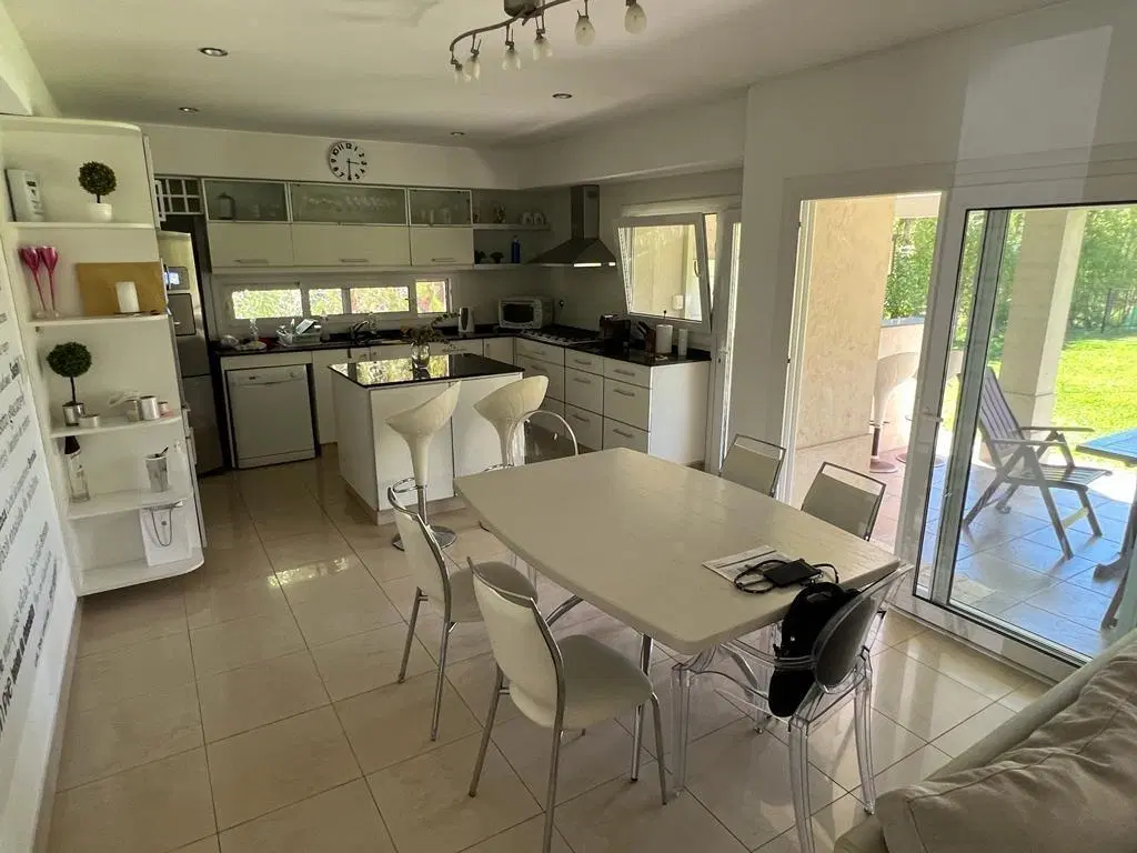 Casa  en Venta 3 dorm. en Los Castores, Nordelta, Tigre 4