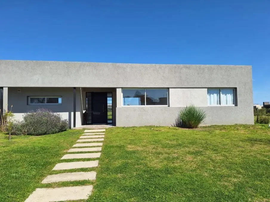 VENTA CASA SAN SEBASTIAN AREA 1 4 AMBIENTES 2