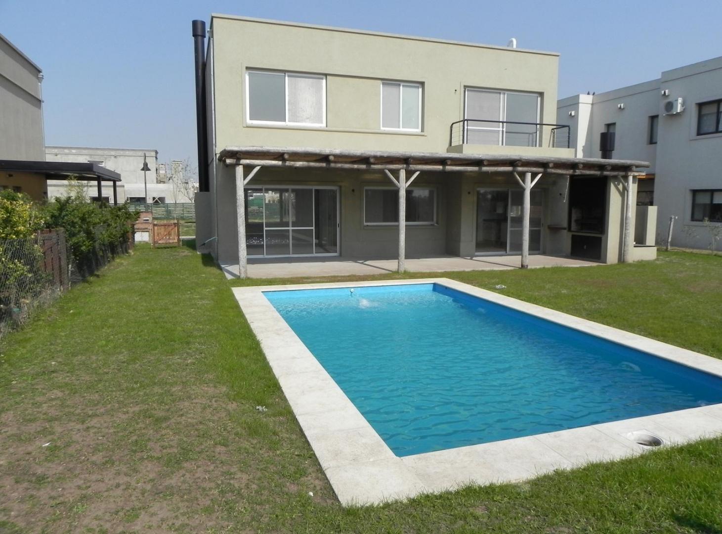 Foto de Alquiler Casa 3 Dormitorios Impecable en Los Sauces, imagen 2