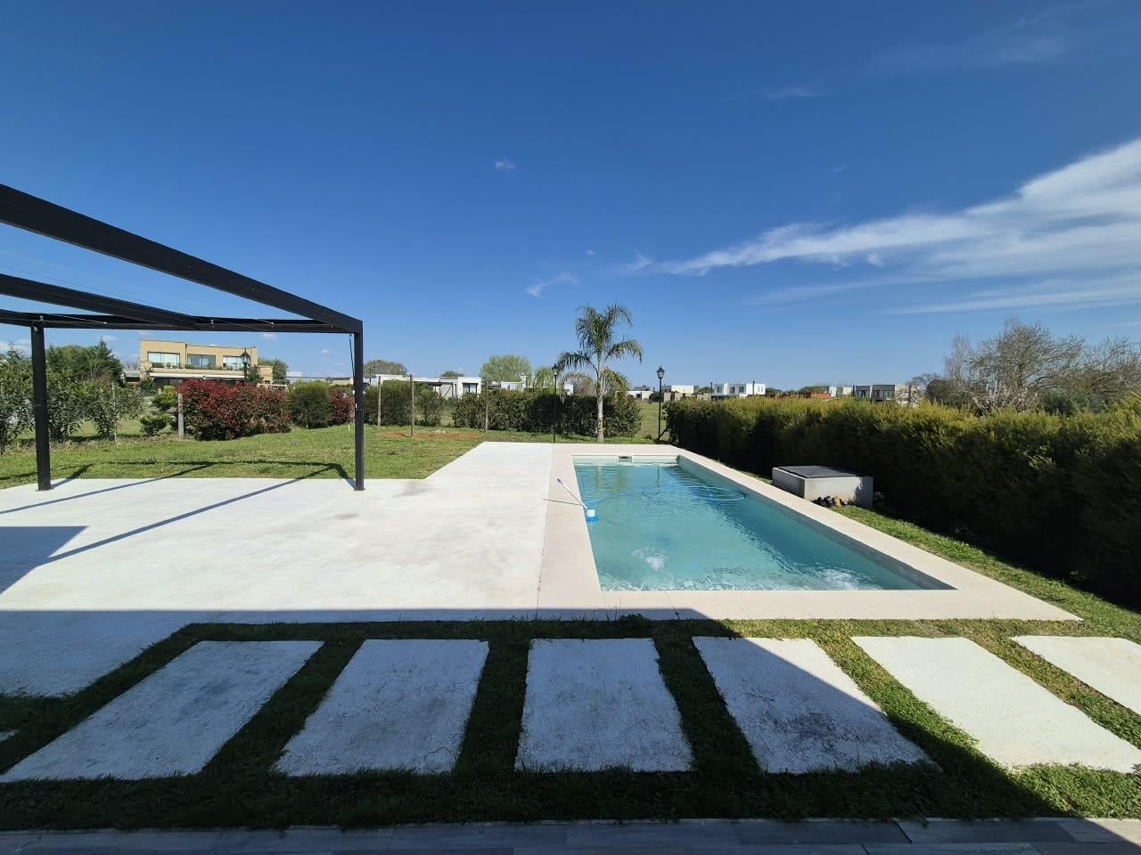 Foto de Alquiler anual Casa en Area 2 Golf San Sebastian - 4 ambientes, imagen 2
