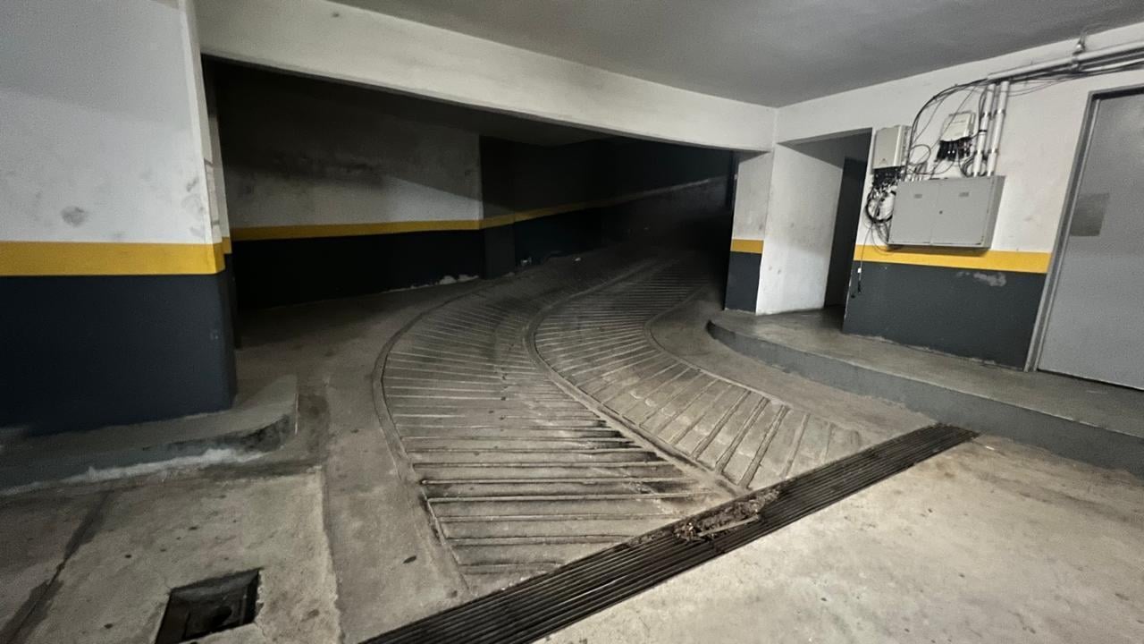 Foto de 19 Cocheras y un dos ambientes con balcón, imagen 4