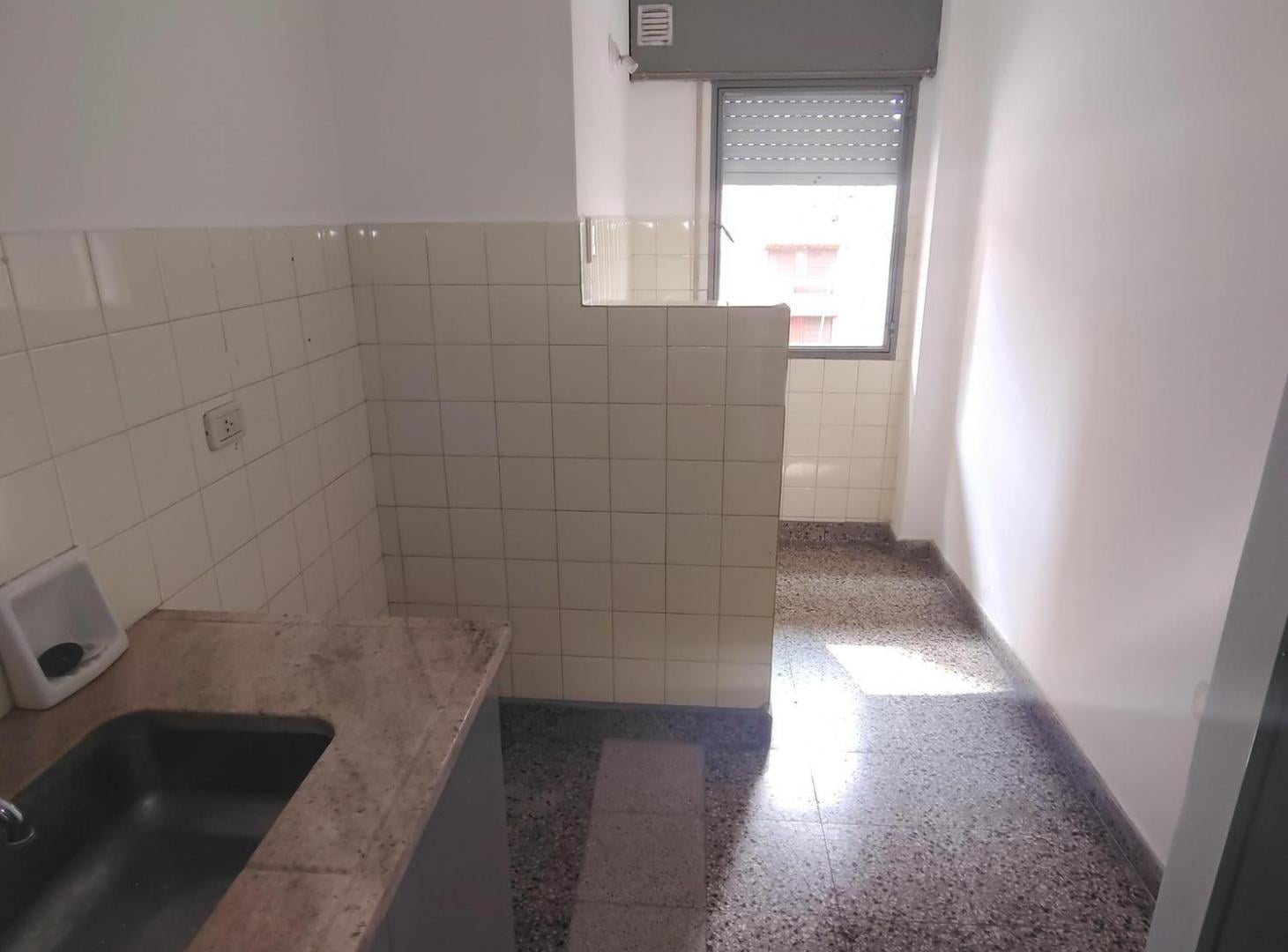 Foto de Alquiler dpto 2 dorm Guemes, imagen 4