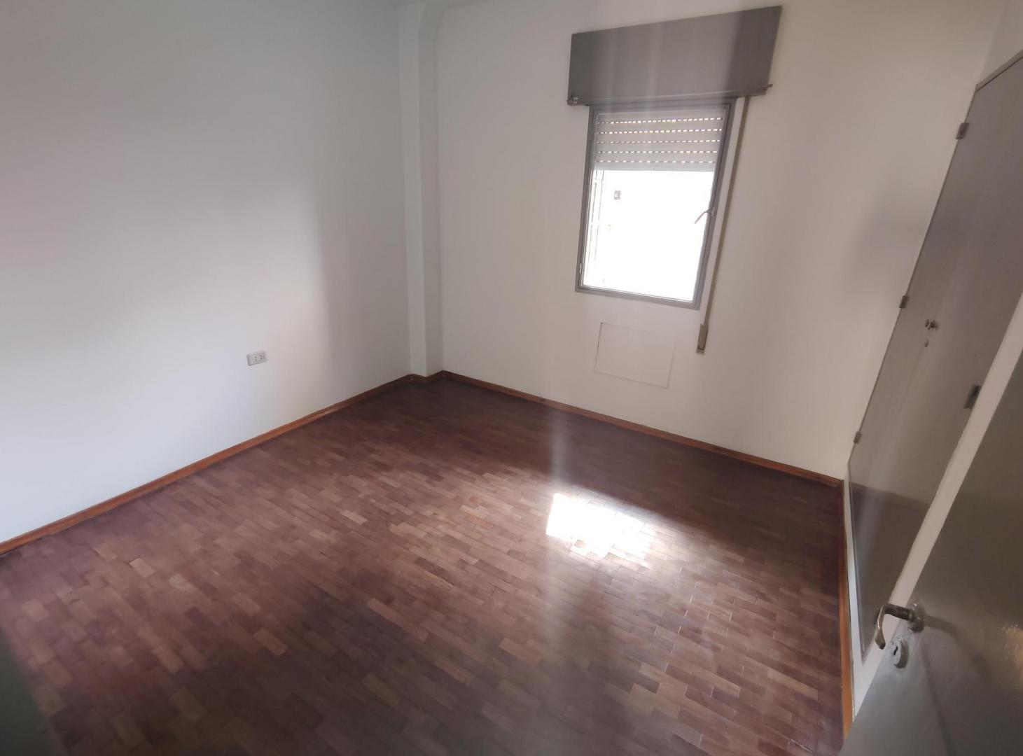 Foto de Alquiler dpto 2 dorm Guemes, imagen 5