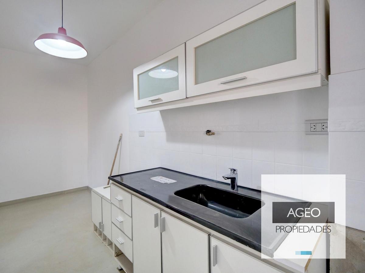 Venta PH 4 Ambientes Al Frente Villa Pueyrredón 2