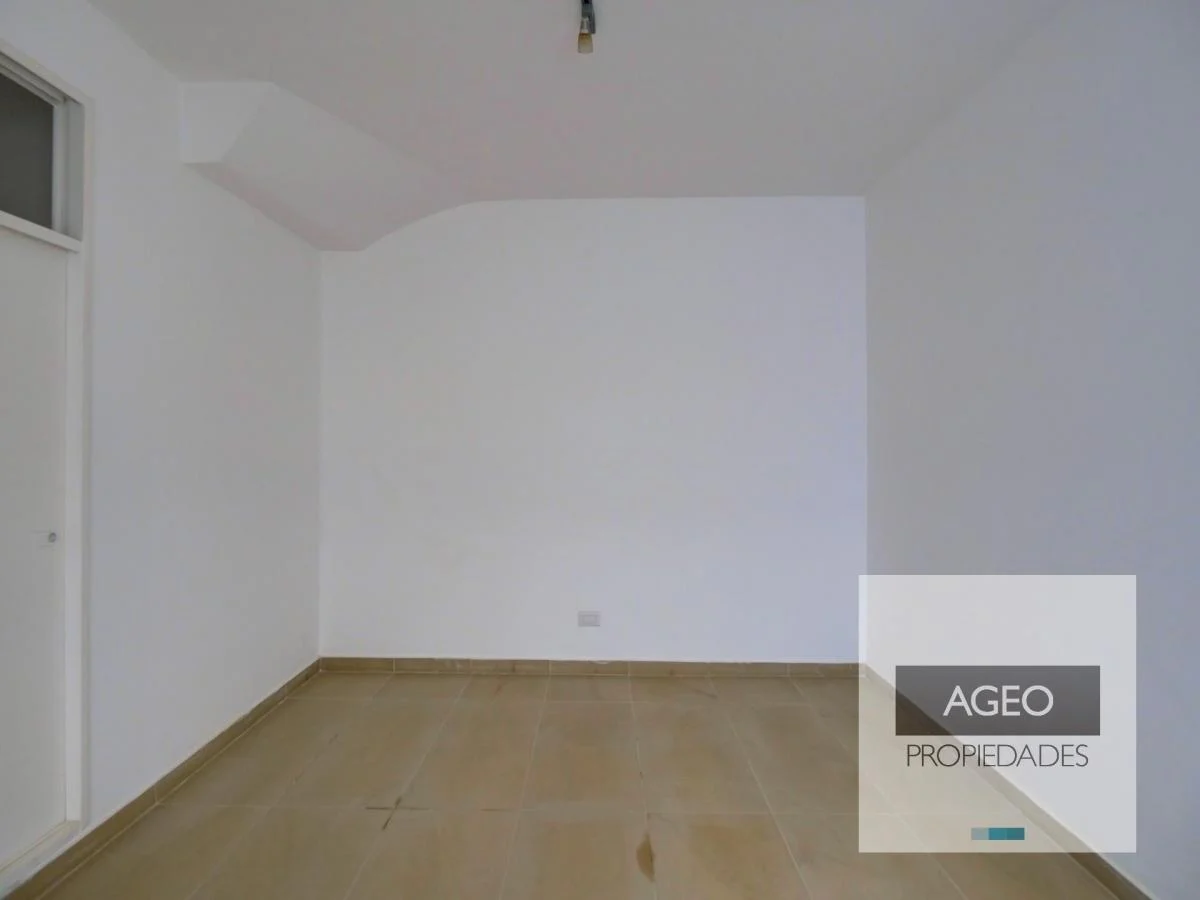 Venta PH 4 Ambientes Al Frente Villa Pueyrredón 5