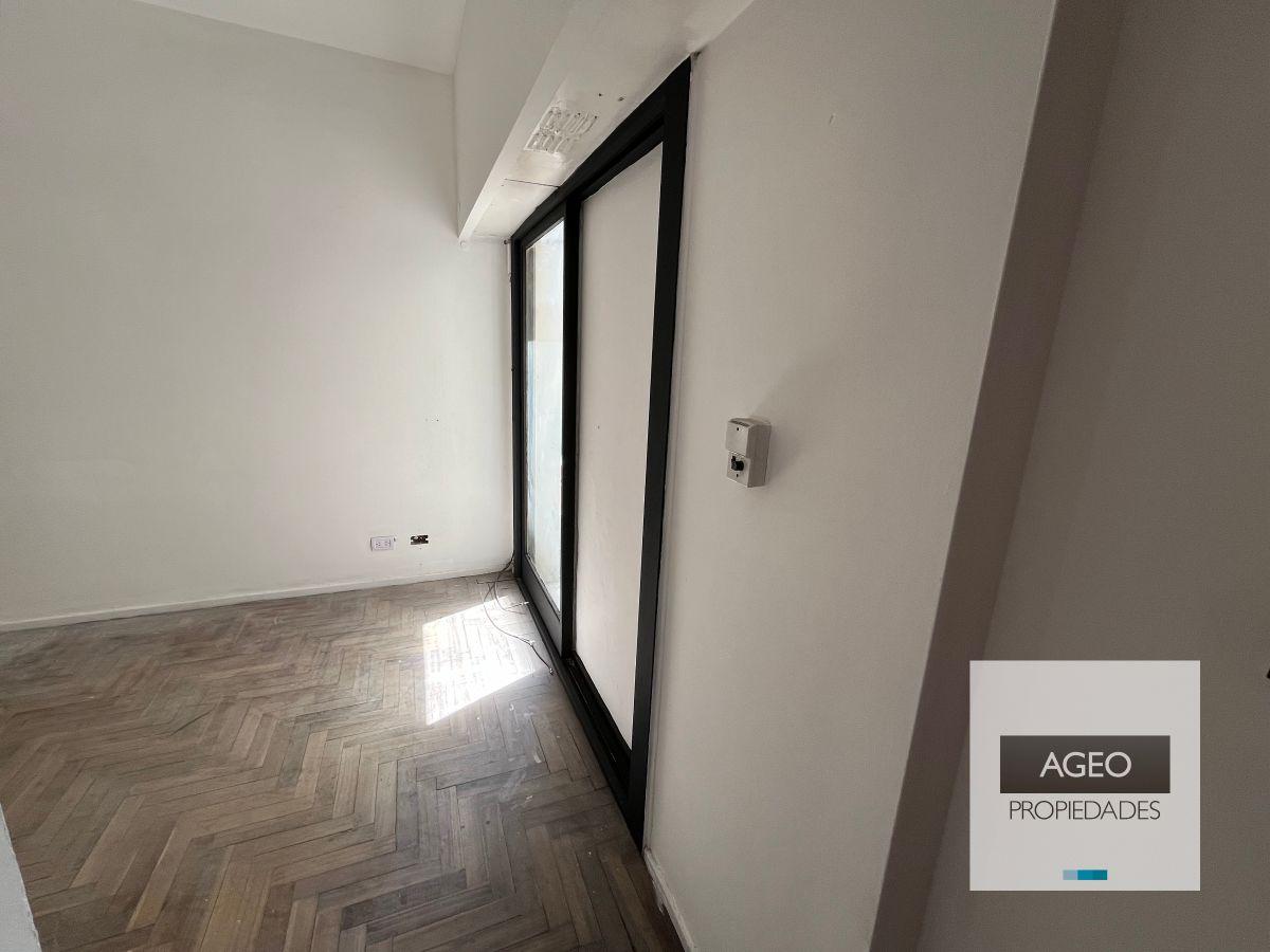 Venta Departamento de 2 ambientes, Muy luminoso Flores