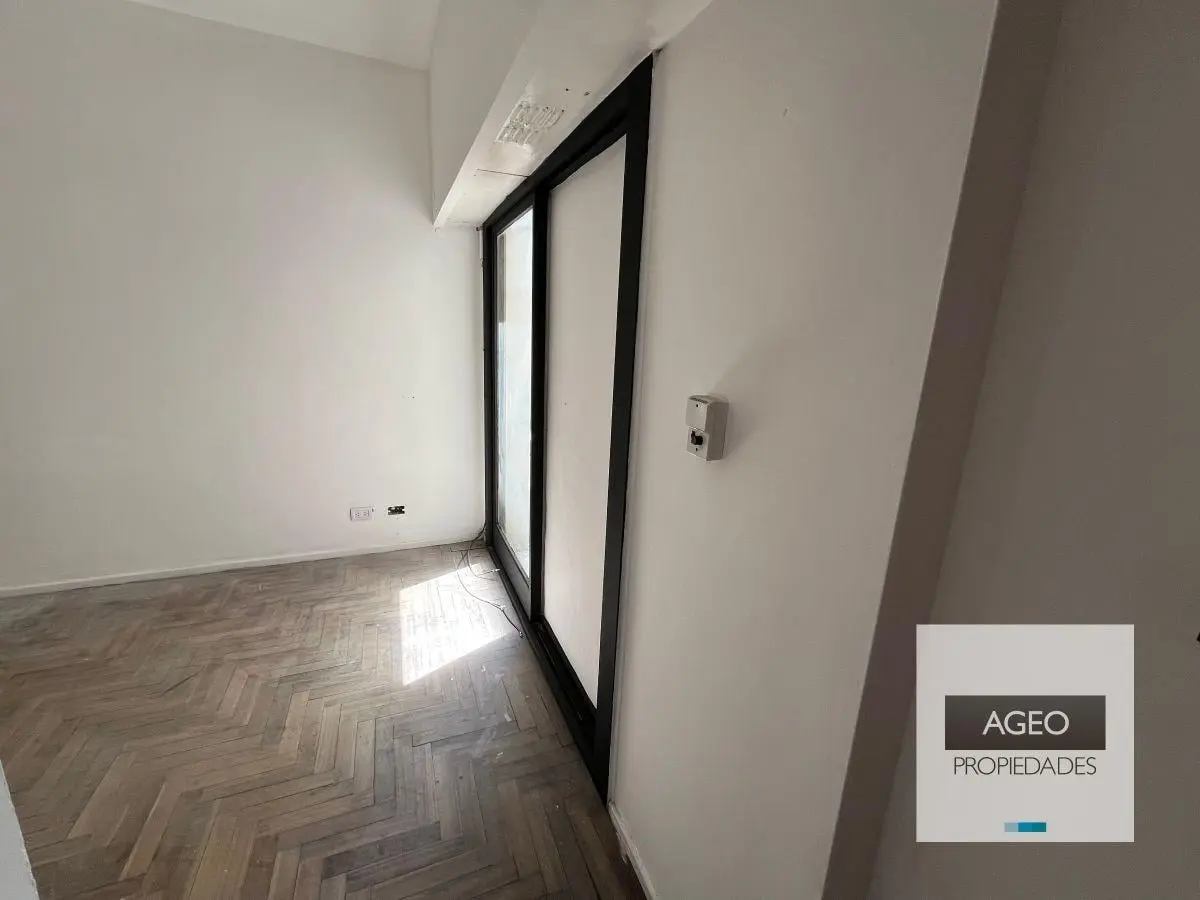 Venta Departamento de 2 ambientes, Muy luminoso Flores 1