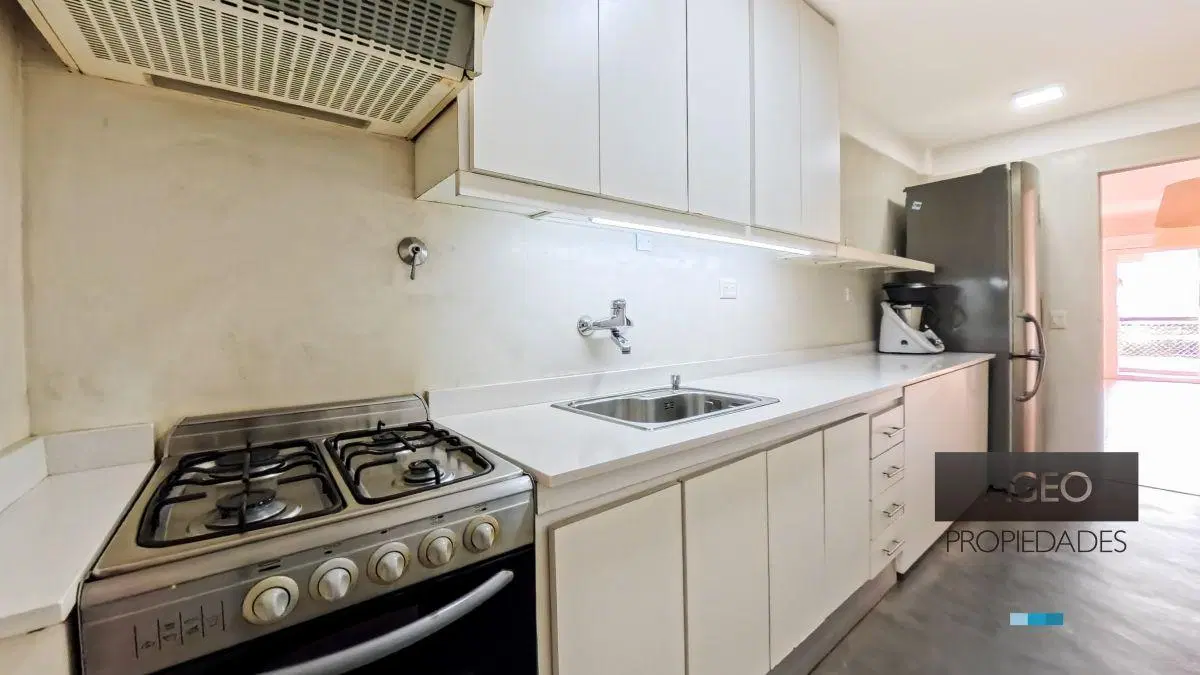 Venta Departamento 3 Ambientes Belgrano Cochera y Baulera 4