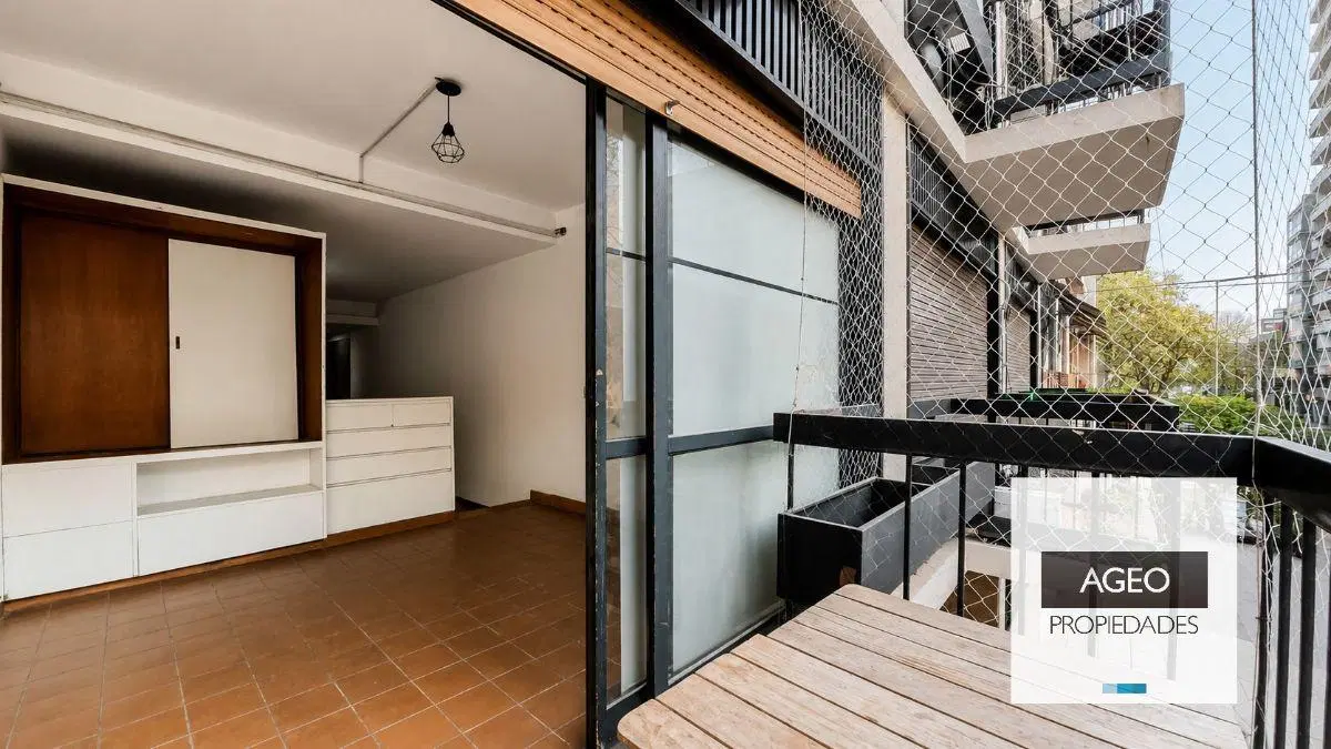 Venta Monoambiente al Frente con Balcón Villa del Parque 5