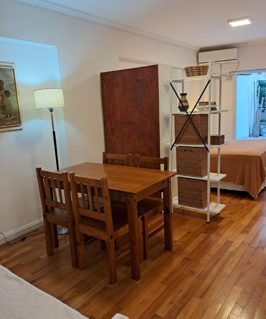 Foto de Alquiler Excelente Monoambiente Amoblado con Balcón Terraza en Recoleta, imagen 3